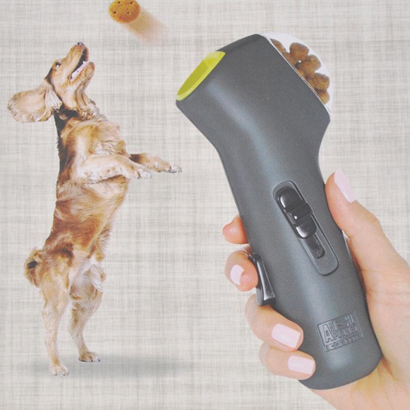 Lyla&Co™ Pet Treat Launcher